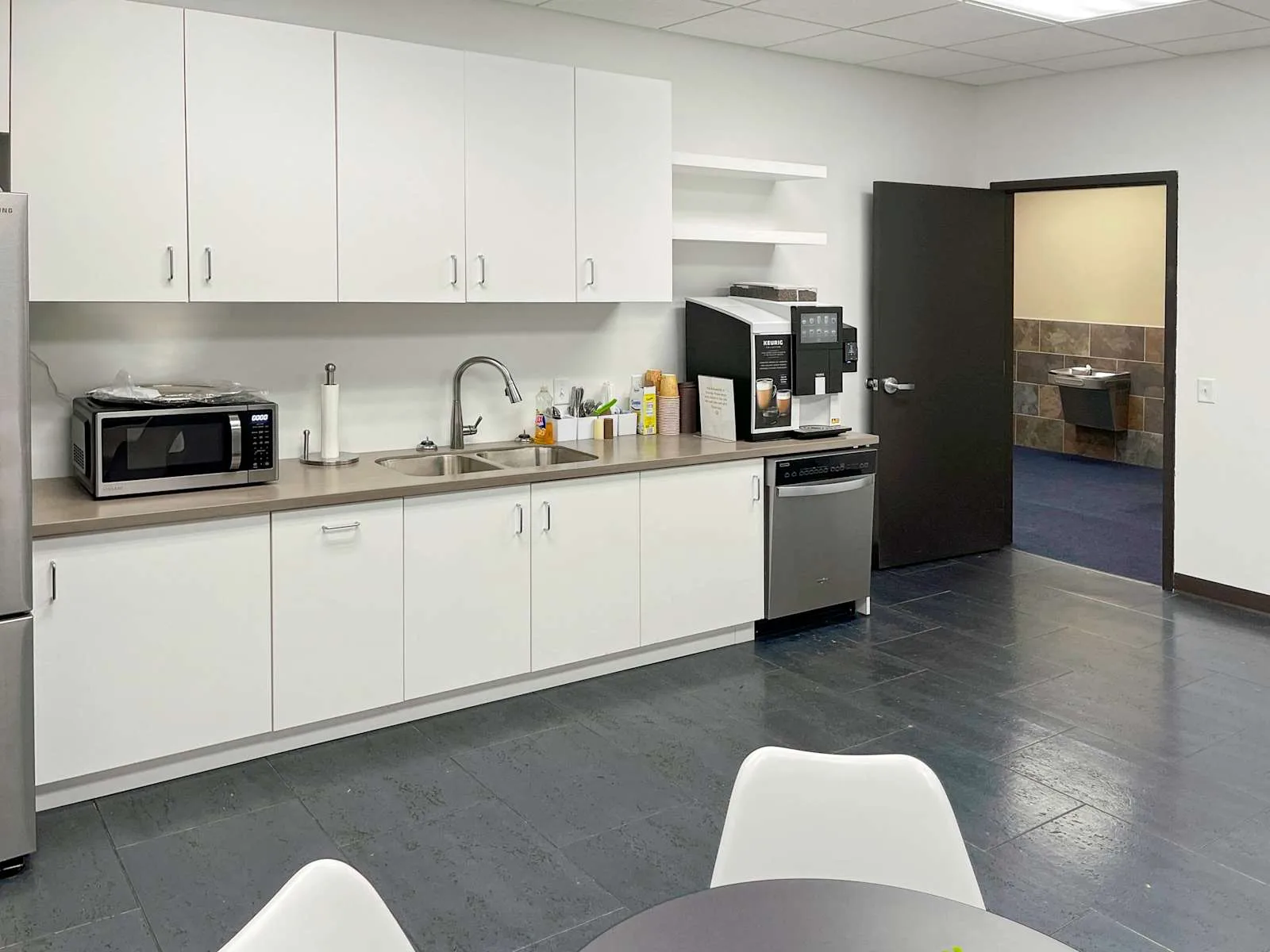 Regus ND, Fargo - 32nd Avenue, Kitchen, Fargo, ND