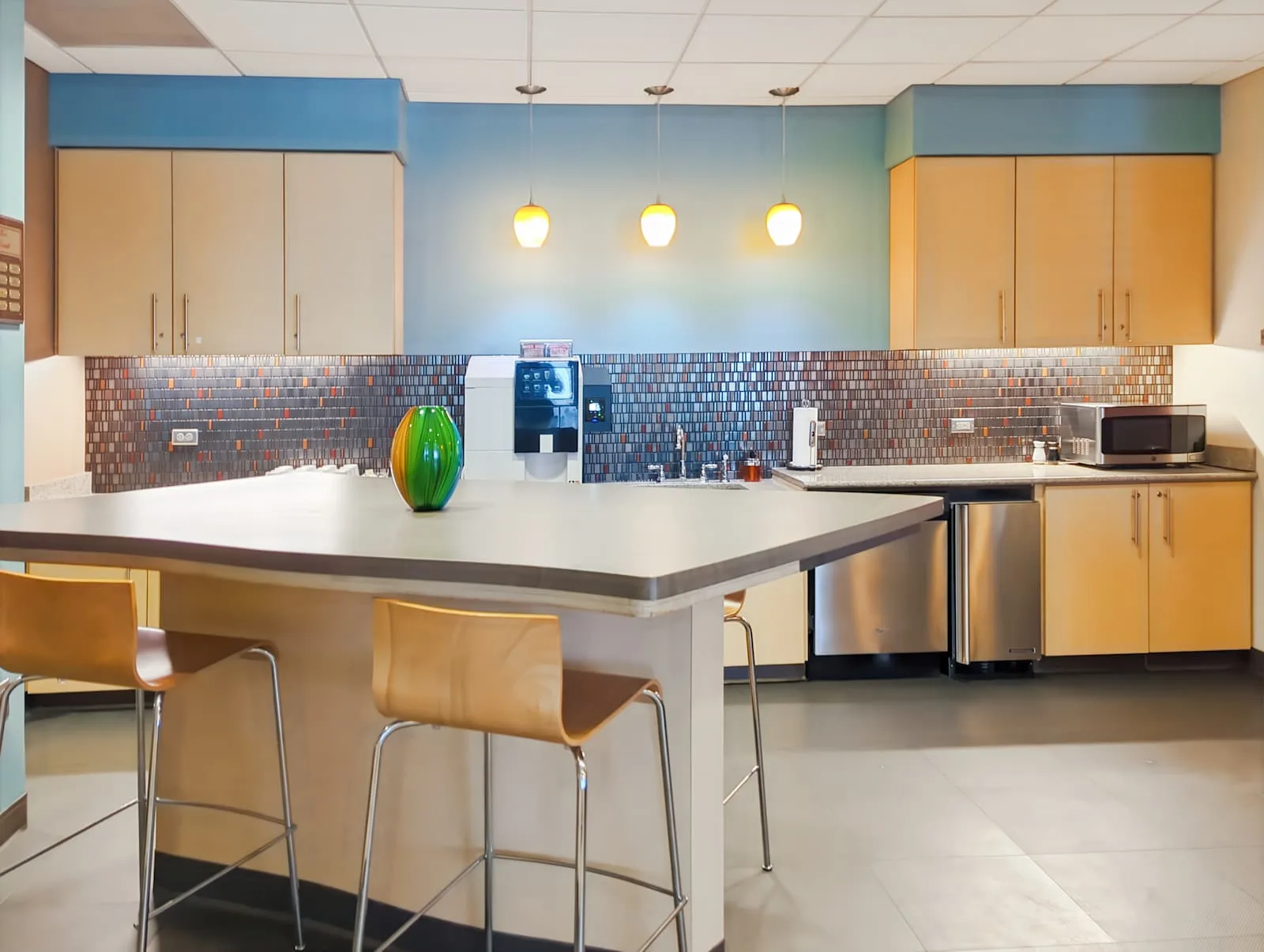 Regus NE, Omaha – Linden Place, Kitchen, Omaha, NE