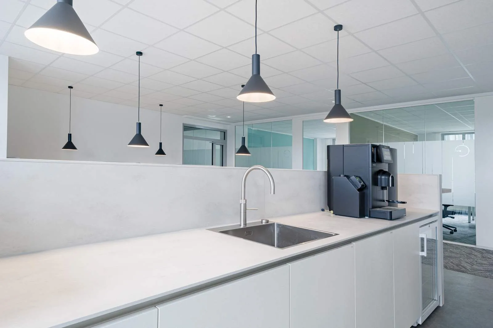 Regus NEUSS, Hammfelddamm, Küche, Neuss