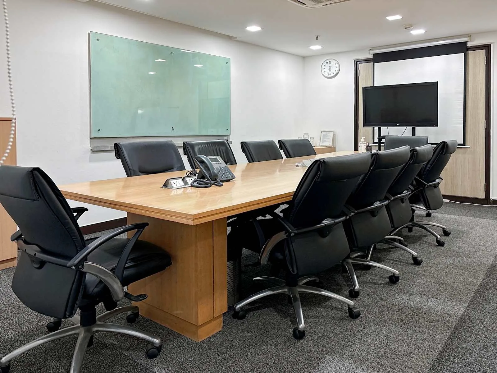 Regus NEW DELHI, Rectangle, Meeting room for 10 people, New Delhi