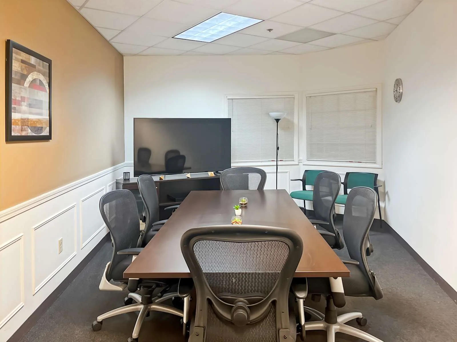 Regus NH, Bedford - Independence Place, Meeting room for 6 people, Bedford, NH