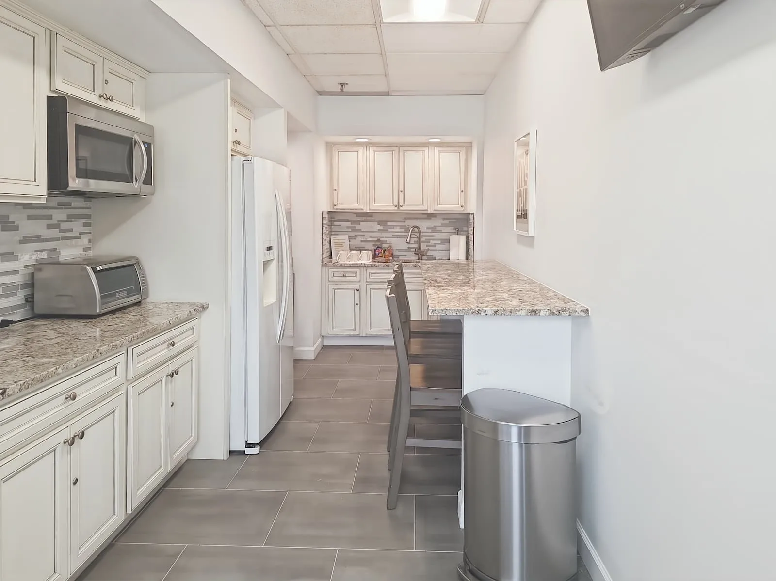 Regus NJ, Cranford - Jackson Dr, Kitchen, Cranford, NJ