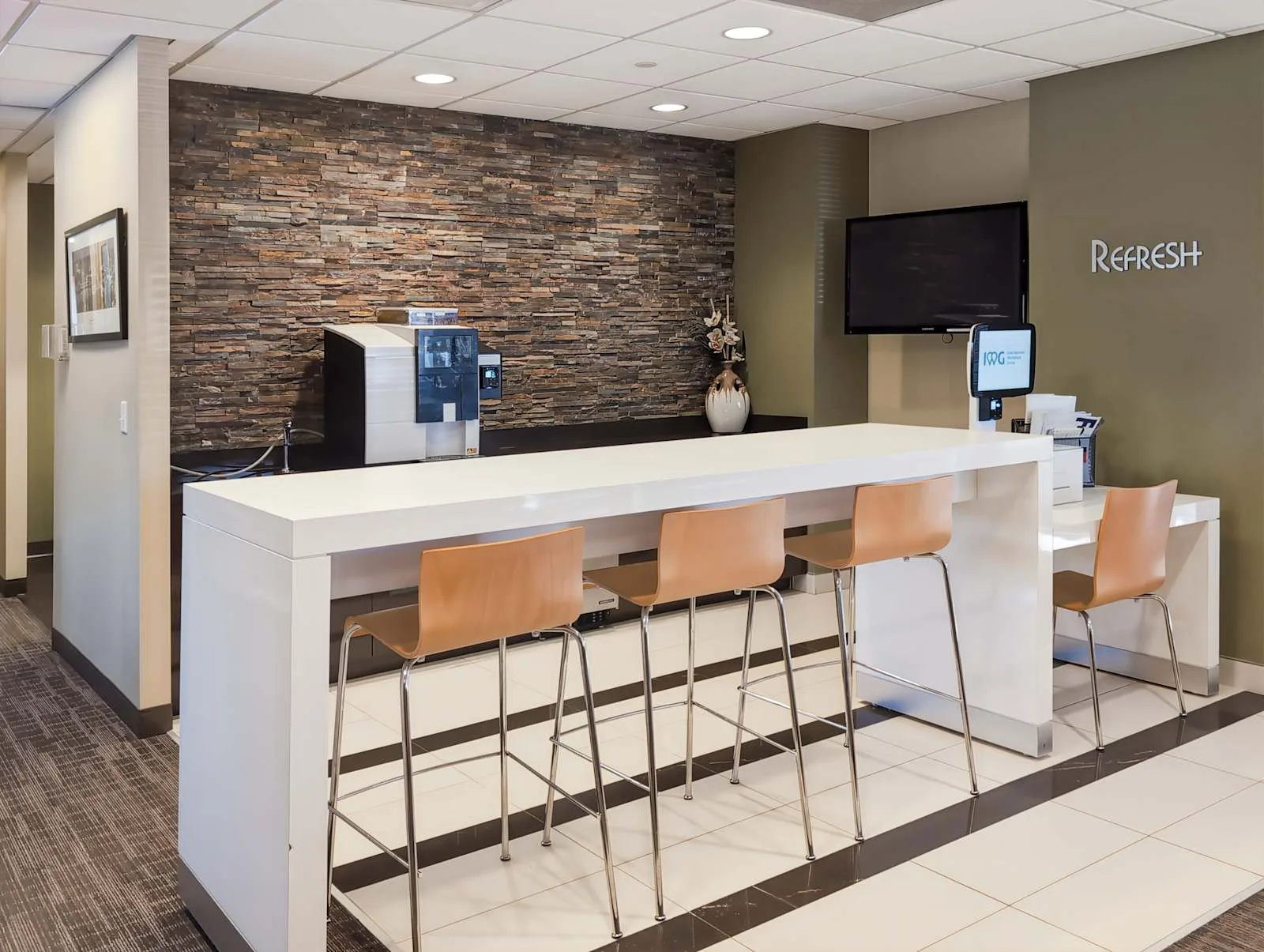 Regus NJ, Hamilton - 100 Horizon, Kitchen, Hamilton, NJ