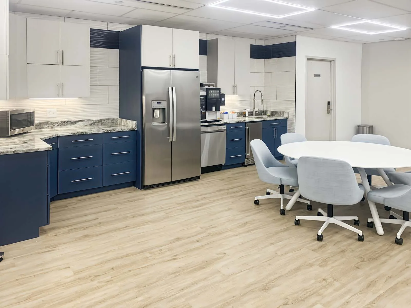 Regus NJ, Hampton - Frontage Rd, Kitchen, Hampton, NJ