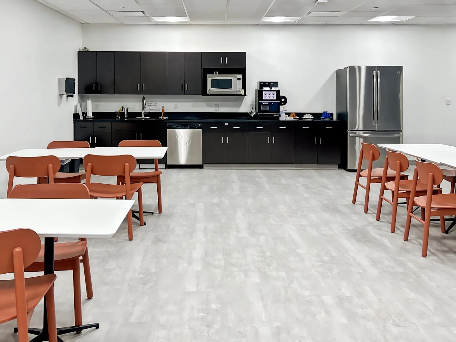 Regus NJ, Newark - 3 Gateway Center, Cafeteria, Newark, NJ