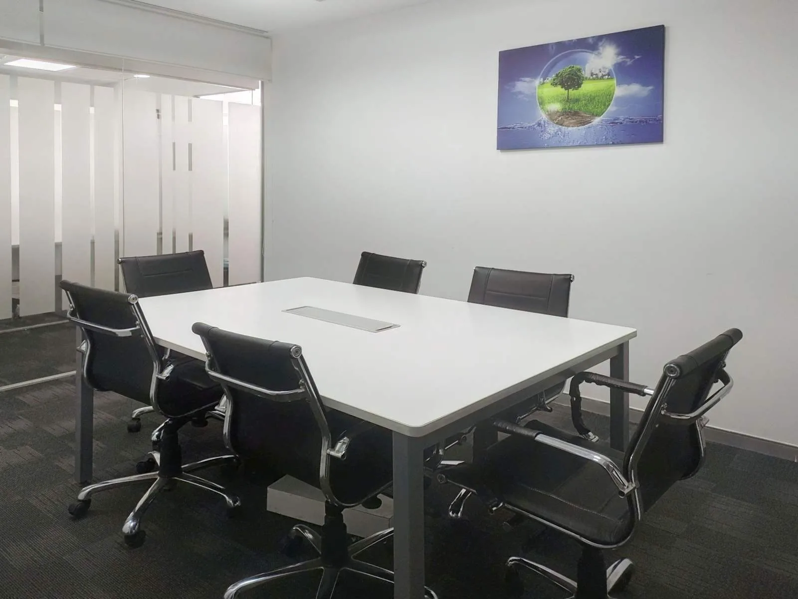 Regus NOIDA, Assotech, 6 लोगों के लिए बैठक कक्ष, नोएडा