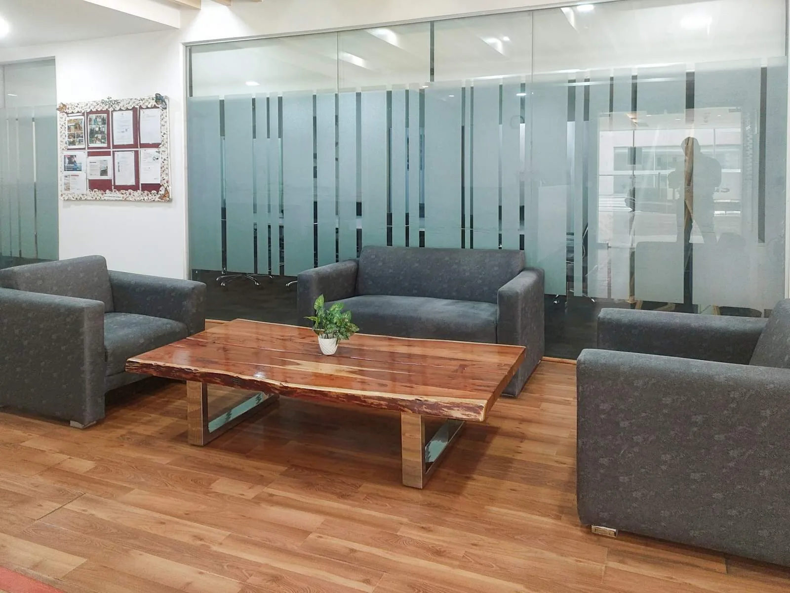 Regus NOIDA, Assotech, विश्राम क्षेत्र, नोएडा