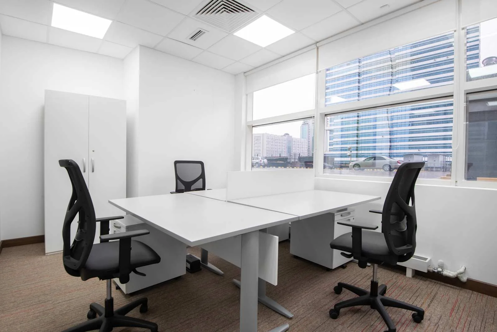 Regus NUR-SULTAN, Emerald Tower, Private office, 3 desks, Nur-Sultan