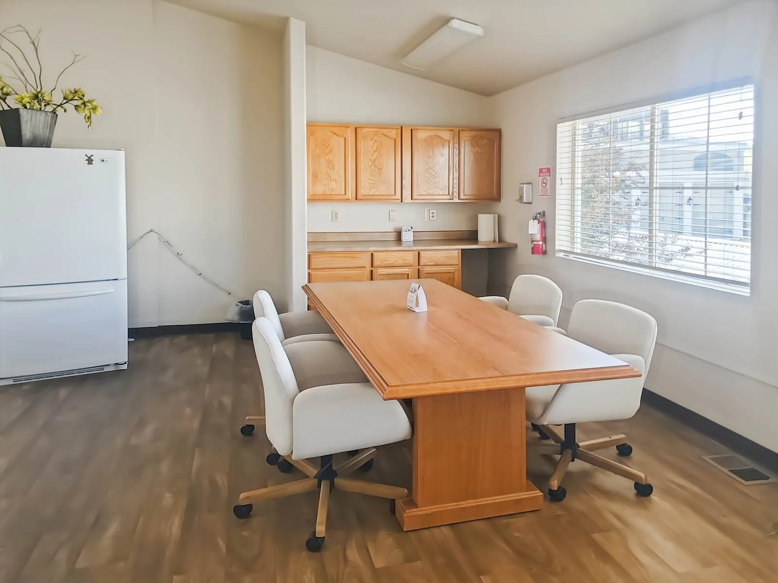 Regus NV, Carson City – S Carson St, Kitchen, Carson City, NV