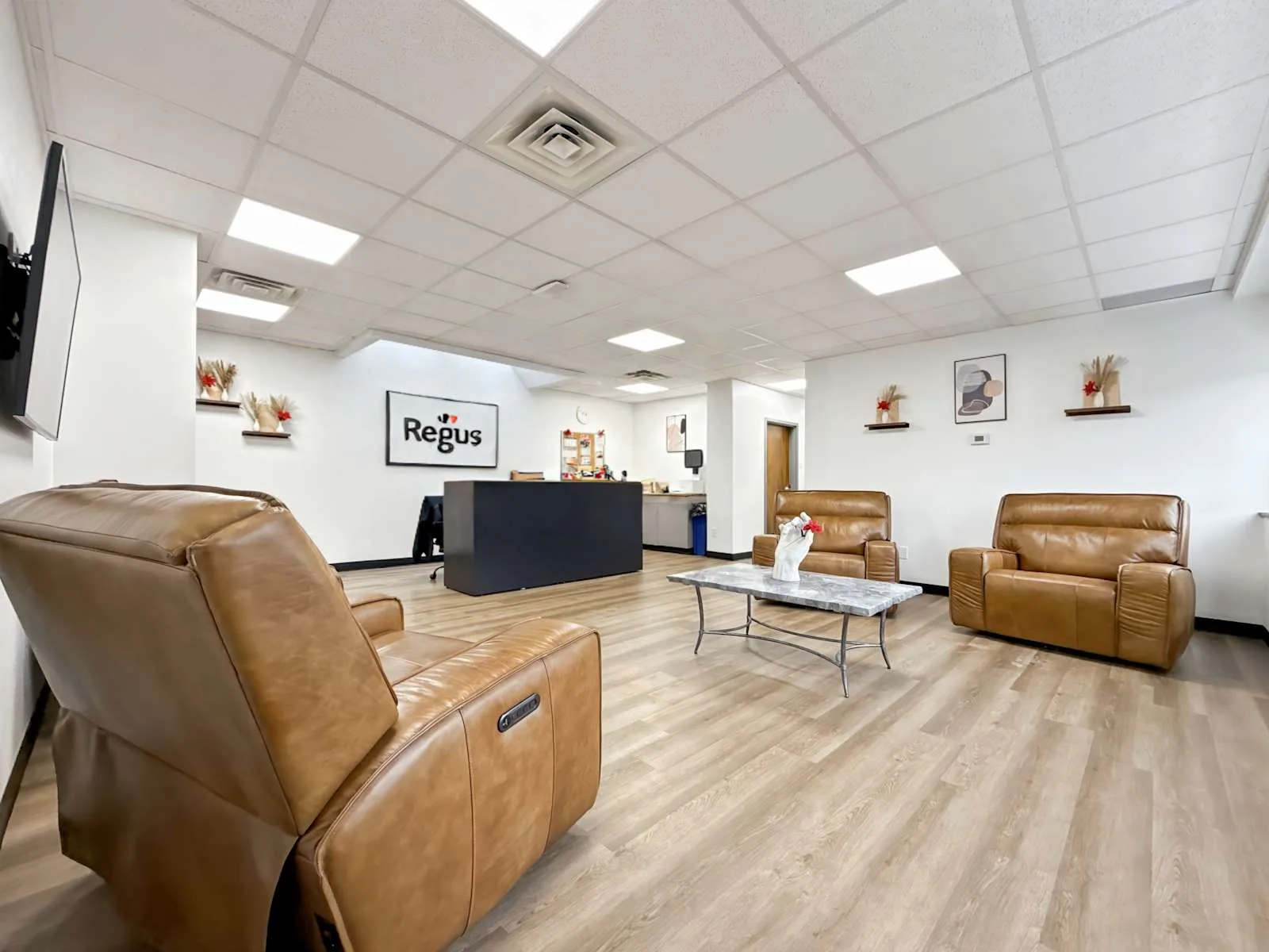 Regus NY, East Rochester - Commercial Street, Reception, East Rochester, NY
