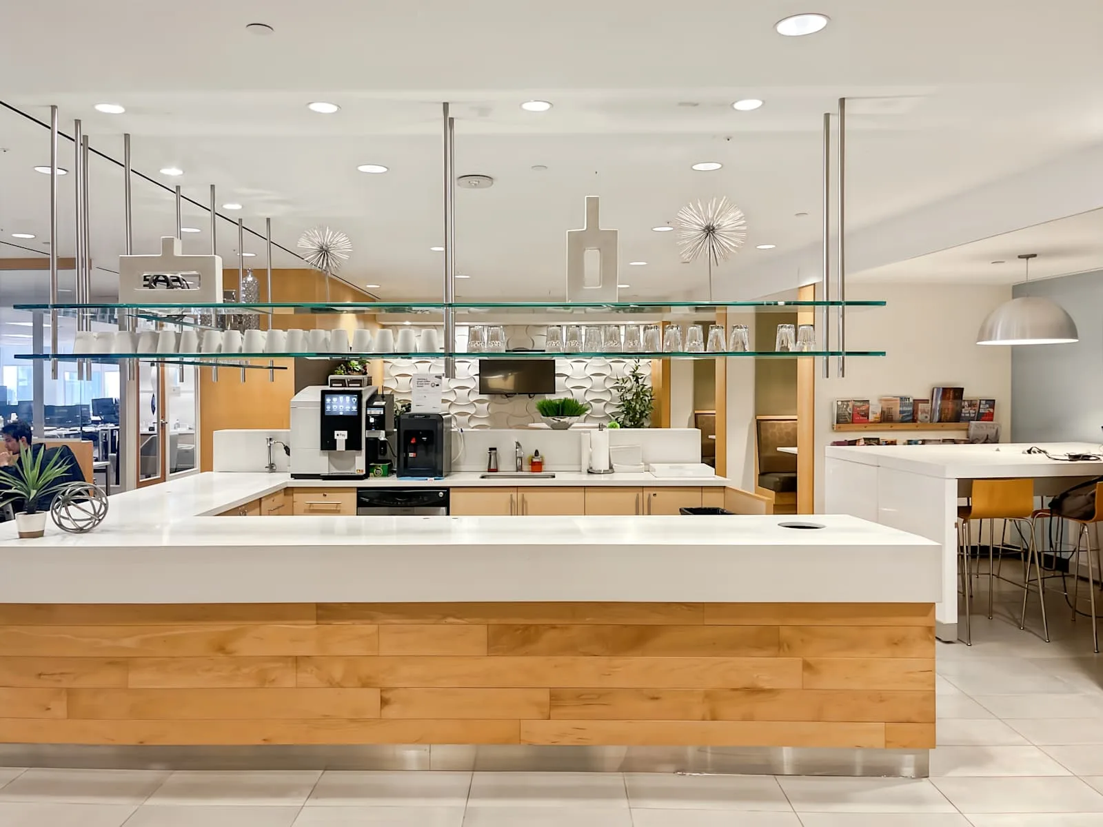 Regus NY, New York City - Brookfield Place, Cafeteria, New York, NY