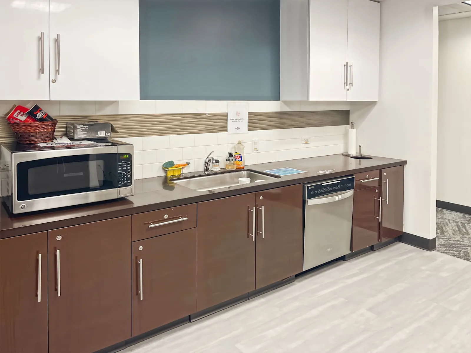 Regus NY, Rochester – Downtown – Clinton Square, Kitchen, Rochester, NY