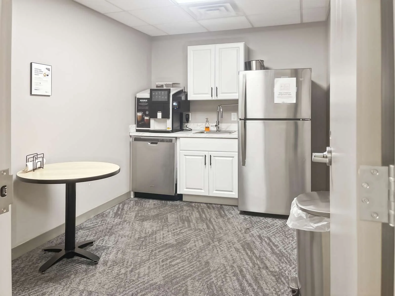 Regus OH, Toledo - Franklin Park, Kitchen, Toledo, OH