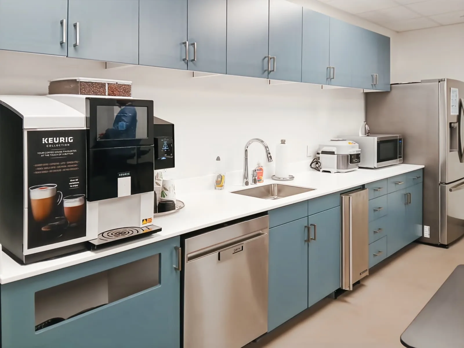 Regus OK, Oklahoma City - May Ave, Kitchen, Oklahoma City, OK