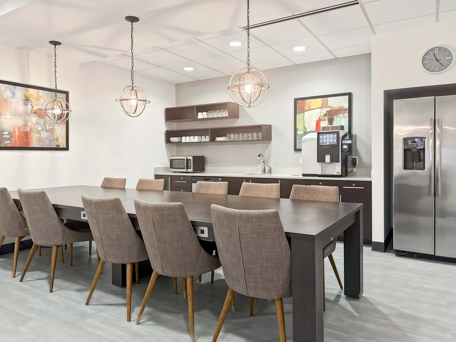 Regus OK, Tulsa - Executive Tower, Kitchen, Tulsa, OK