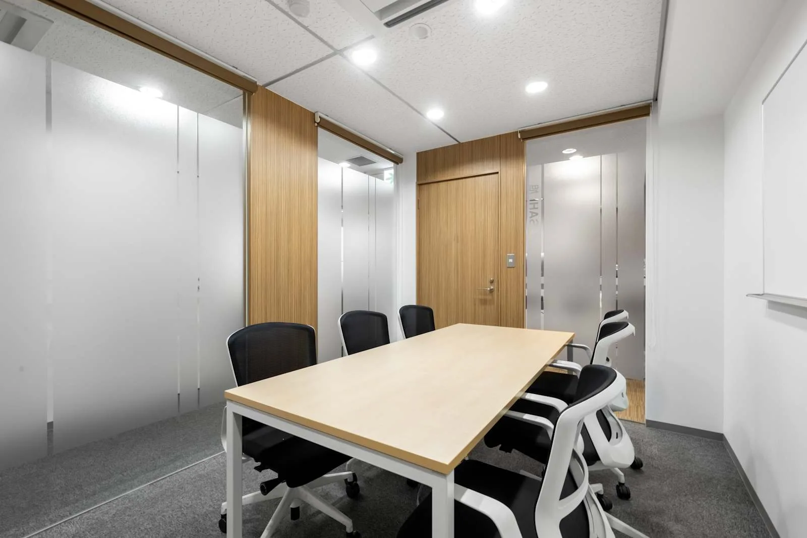 Regus OKAYAMA, Daiichi Central、会議室（6名）、Okayama