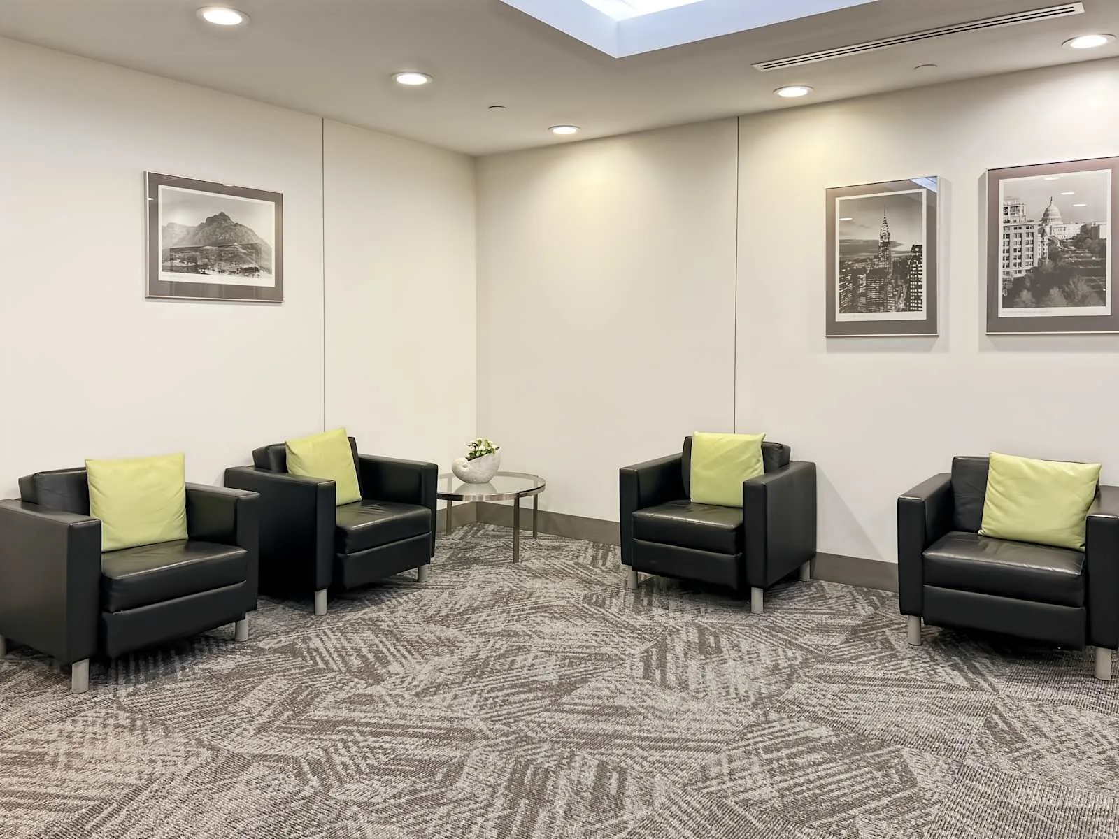 Regus ON, Markham - Trillium Executive Centre, Espace détente, Markham, ON