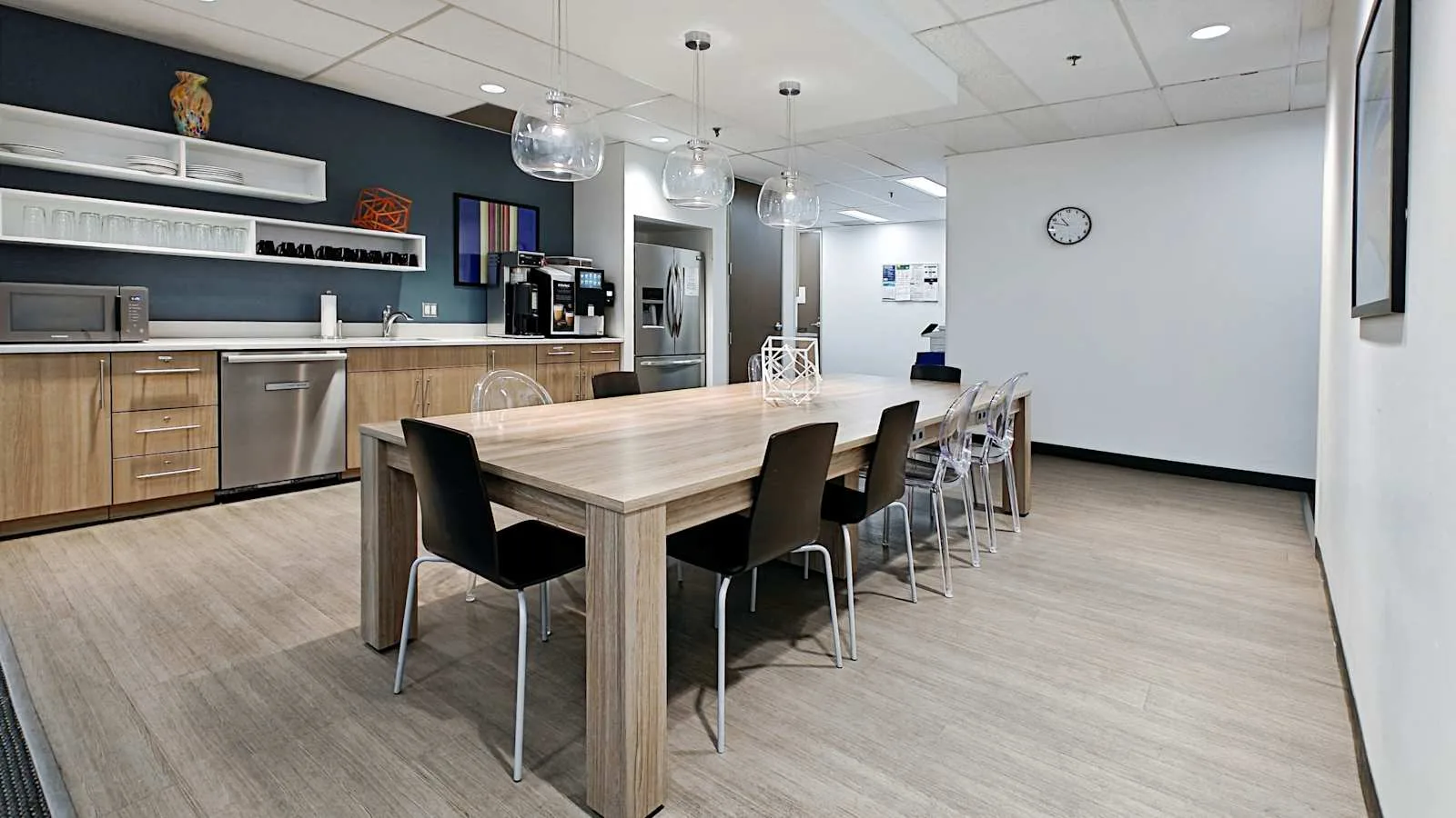 Regus ON, Mississauga - Robert Speck 4 (HQ), Kitchen, Mississauga, ON