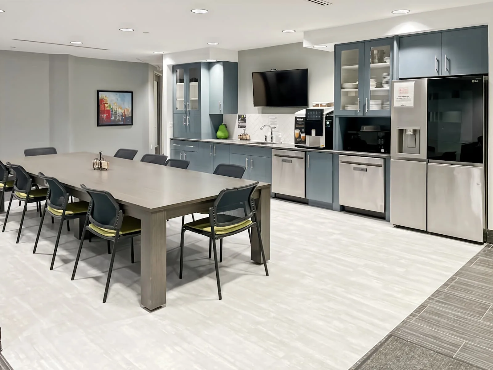 Regus ON, Oakville - Winston Park, Kitchen, Oakville, ON