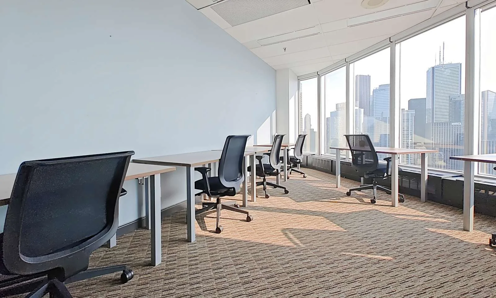 Regus ON, Toronto - Eaton Centre, Open-plan office, Toronto, ON