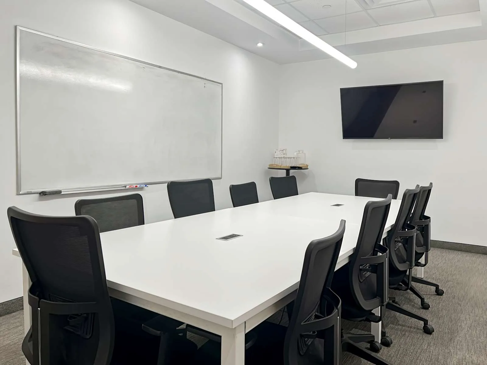 Regus ON, Toronto - Wellesley Street West, Salle de réunion 10 personnes, Toronto, ON