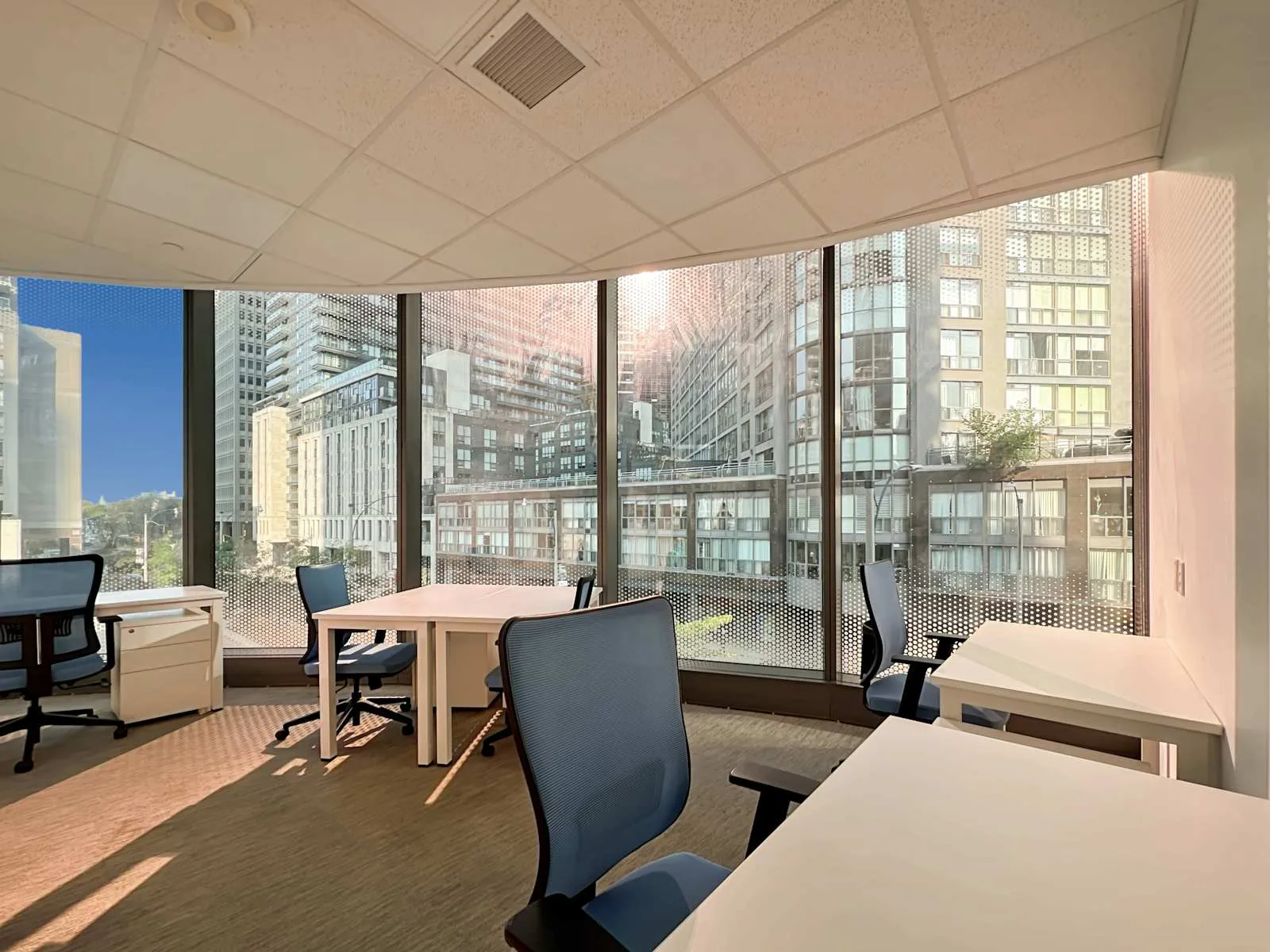 Regus ON, Toronto - Wellesley Street West, Bureau privatif 5 postes, Toronto, ON