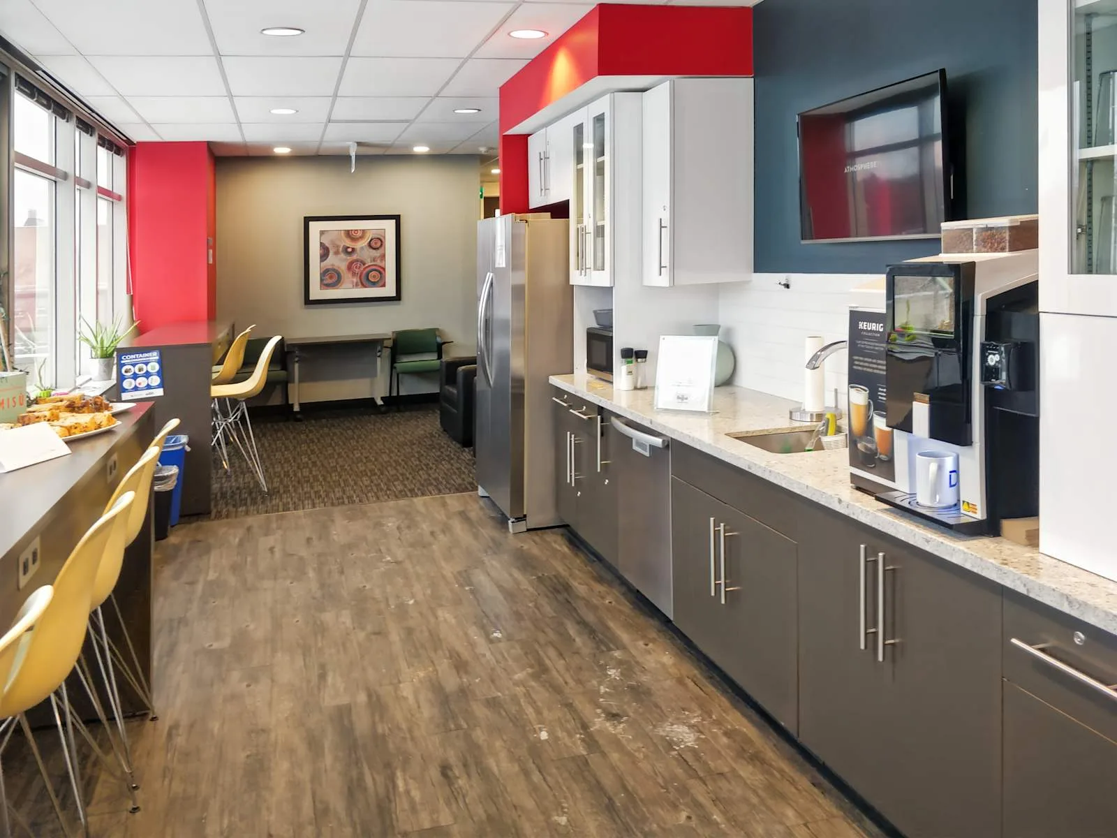 Regus ON, Toronto - Yonge and Lawrence, Kitchen, Toronto, ON