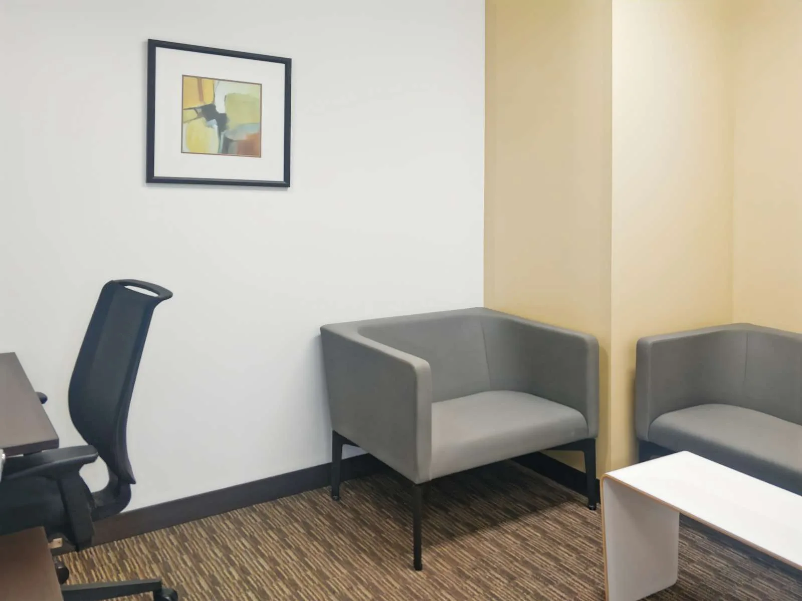 Regus ON, Toronto - Yonge & St. Clair, Private office, 1 desk, Toronto, ON