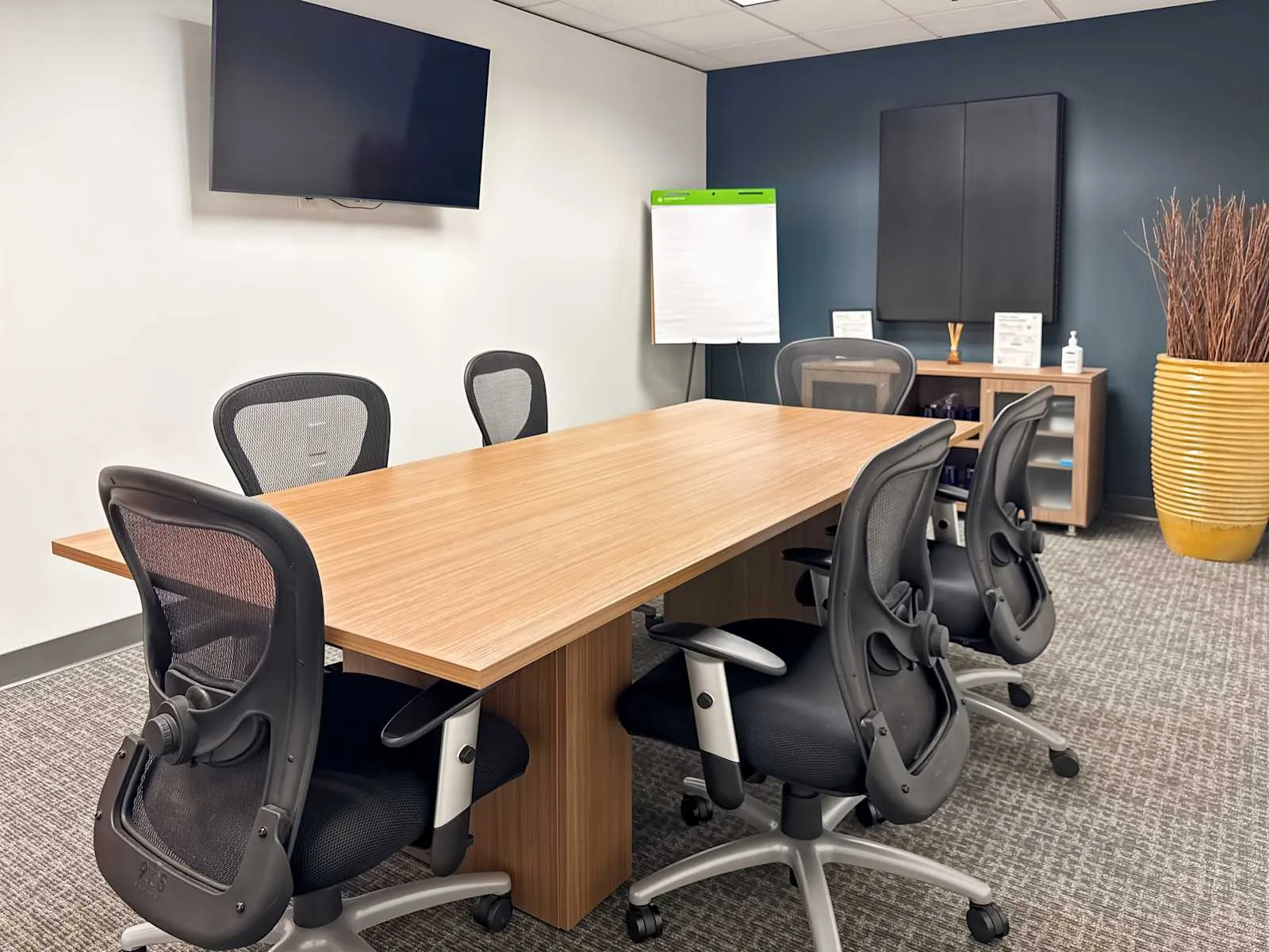 Regus OR, Beaverton - Cornell West, Meeting room for 6 people, Beaverton, OR