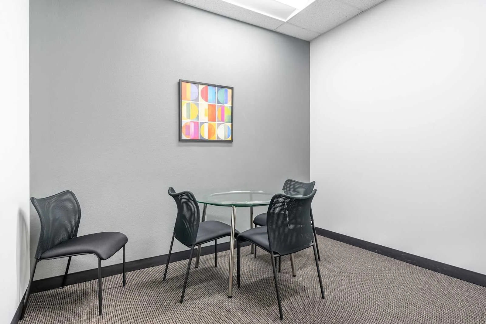 Regus OR, Beaverton - Beaverton Round, Meeting room for 4 people, Beaverton, OR