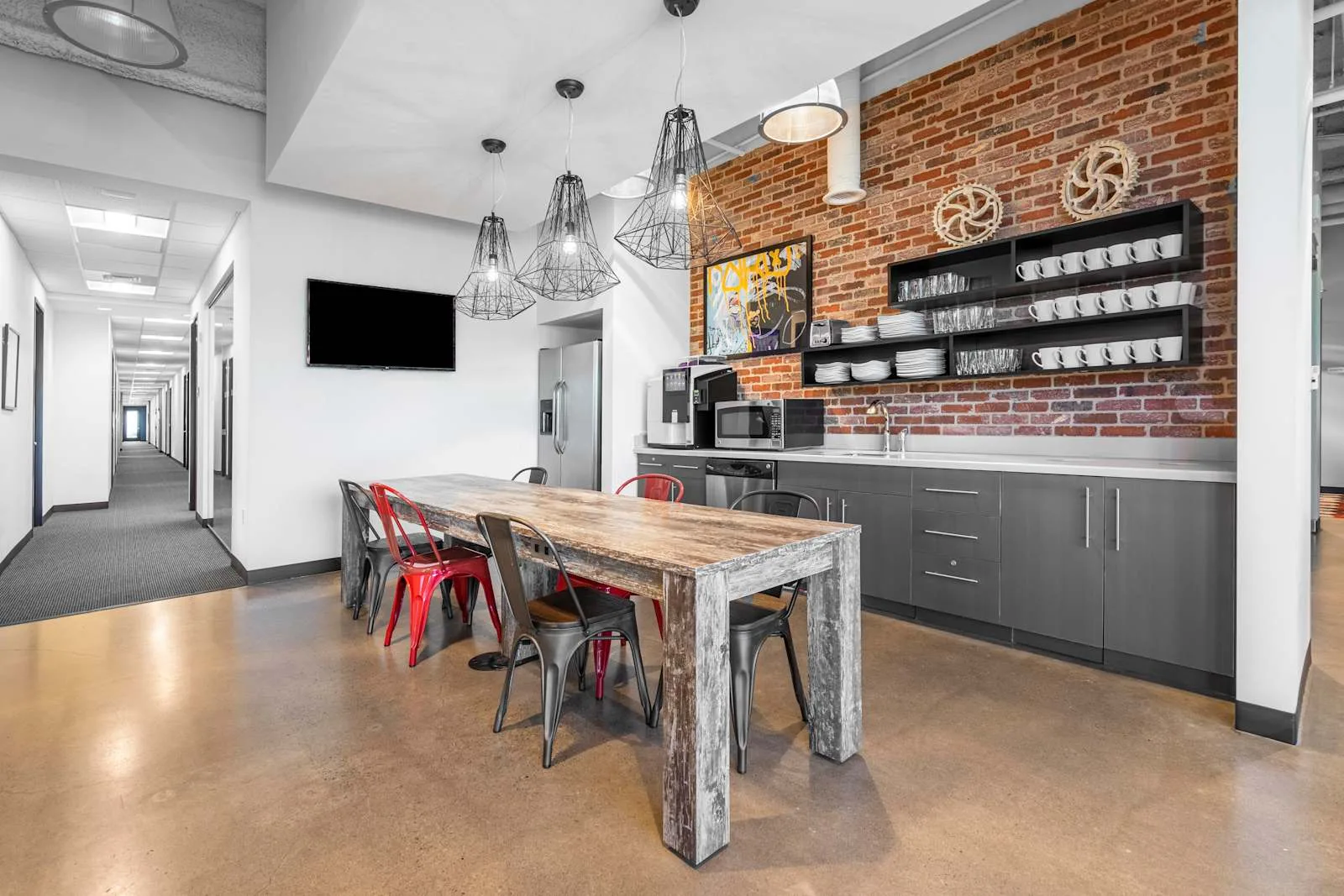 Regus OR, Beaverton - Beaverton Round, Kitchen, Beaverton, OR
