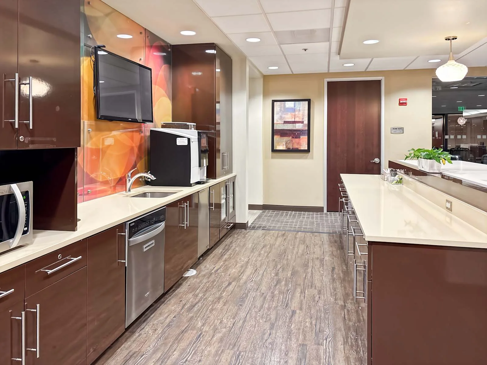 Regus OR, Portland - US Bancorp Tower, Kitchen, Portland, OR