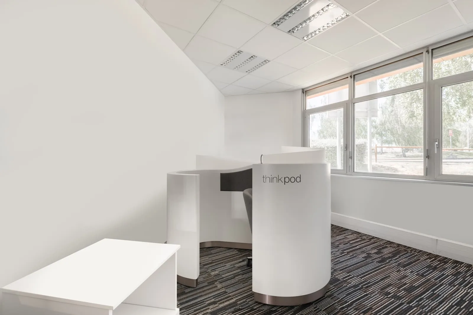 Regus ORLY, Orlytech, Phone booth, Orly