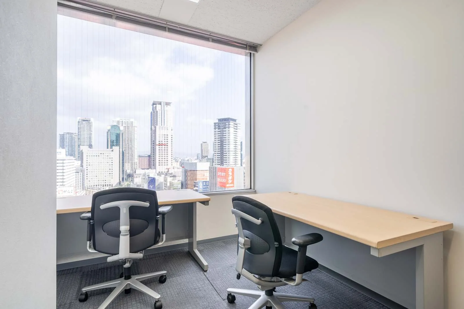 Regus OSAKA, Hankyu Terminal Building、個室オフィス（2席）、大阪