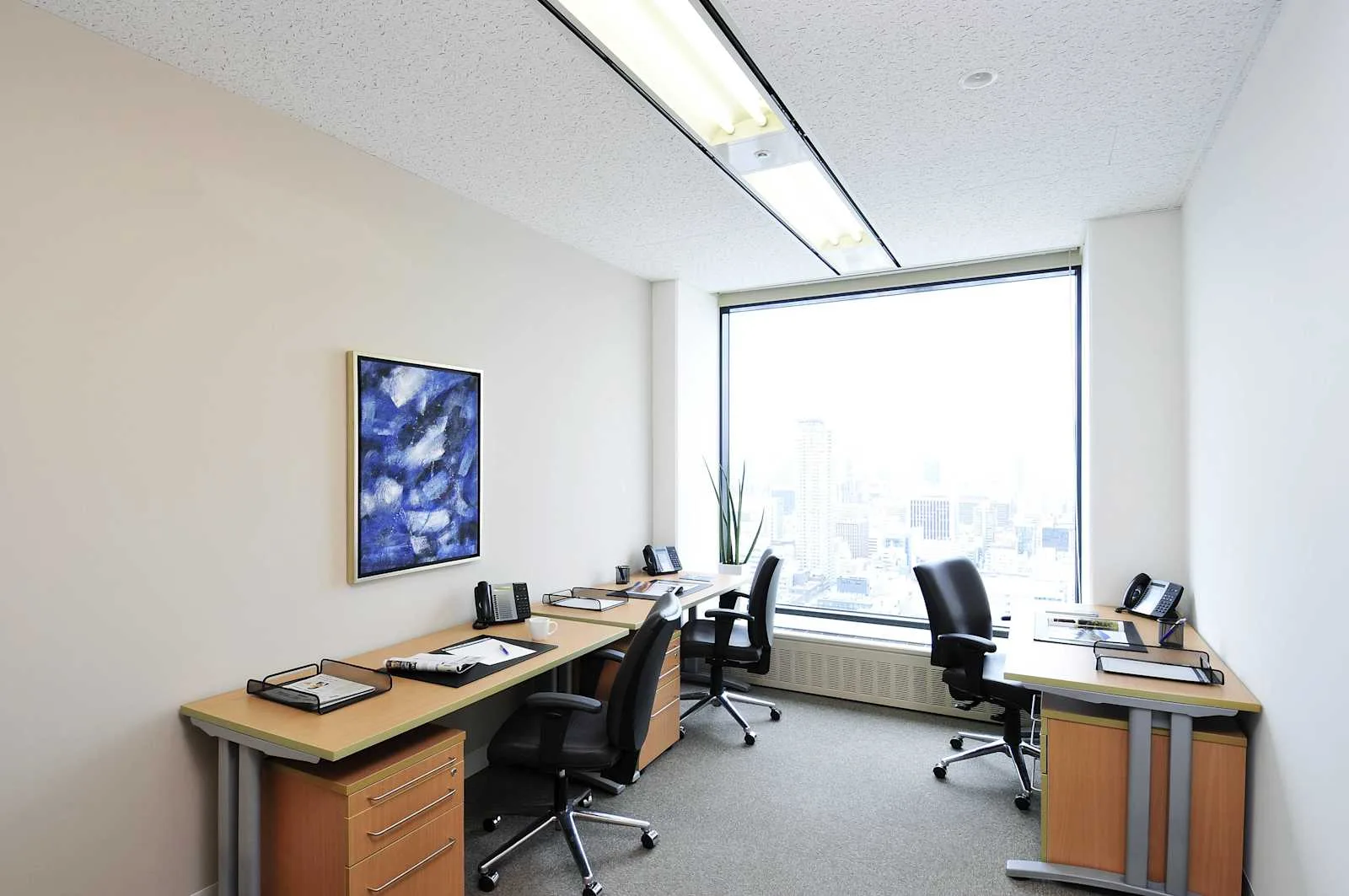 Regus OSAKA, Kokusai、個室オフィス（3席）、大阪