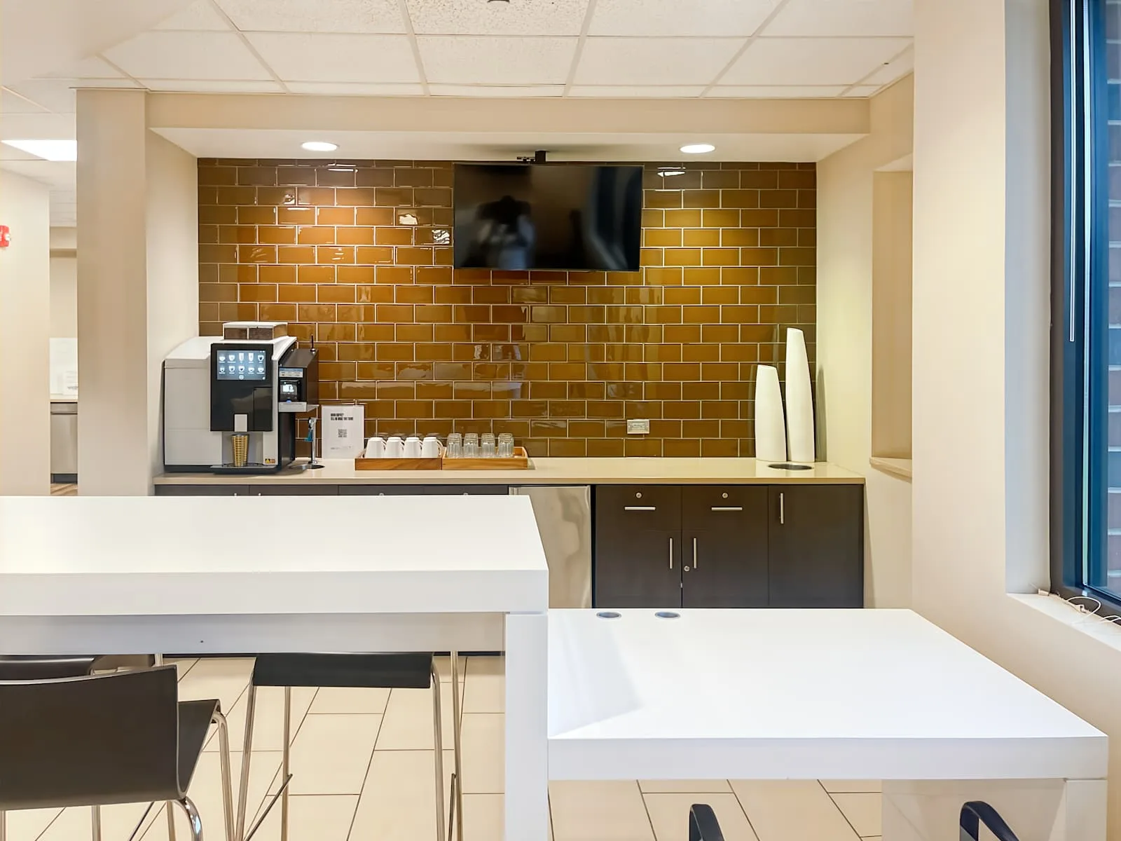 Regus PA, Center Valley - Saucon Valley Plaza, Kitchen, Center Valley, PA