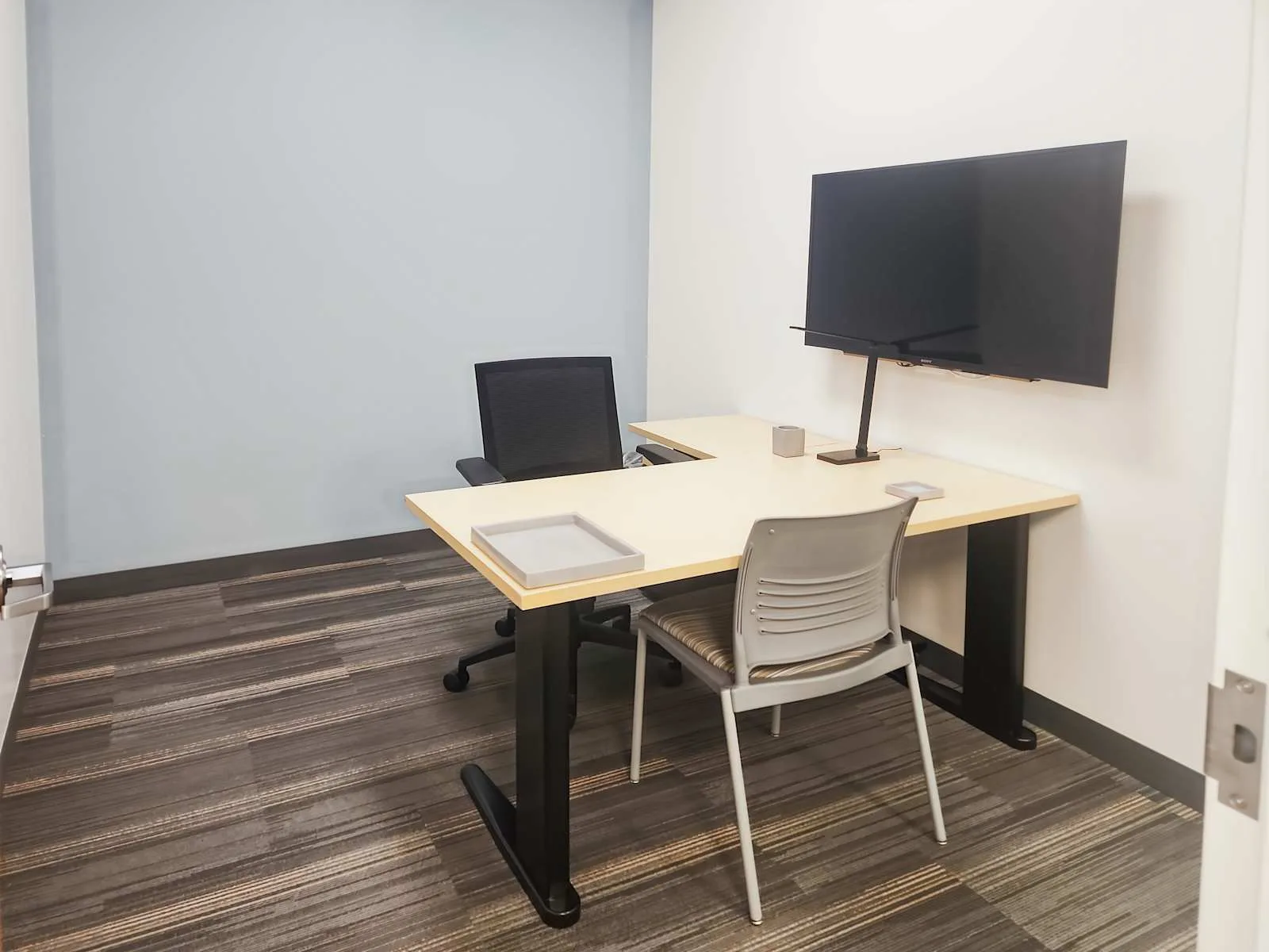 Regus PA, Malvern - Valley Stream Pkwy, Private office, 1 desk, Malvern, PA