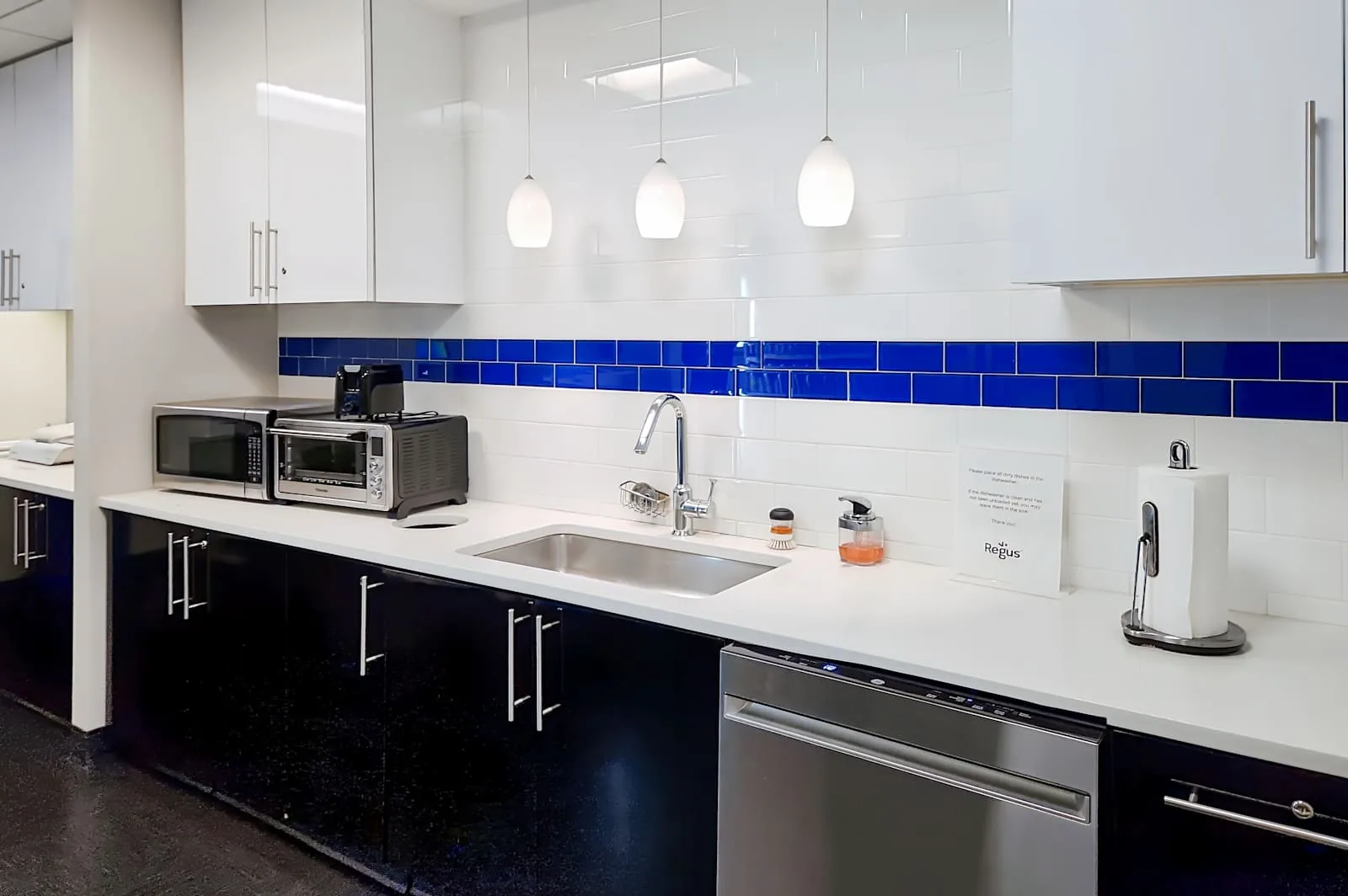 Regus PA, Philadelphia - Two Logan, Kitchen, Philadelphia, PA