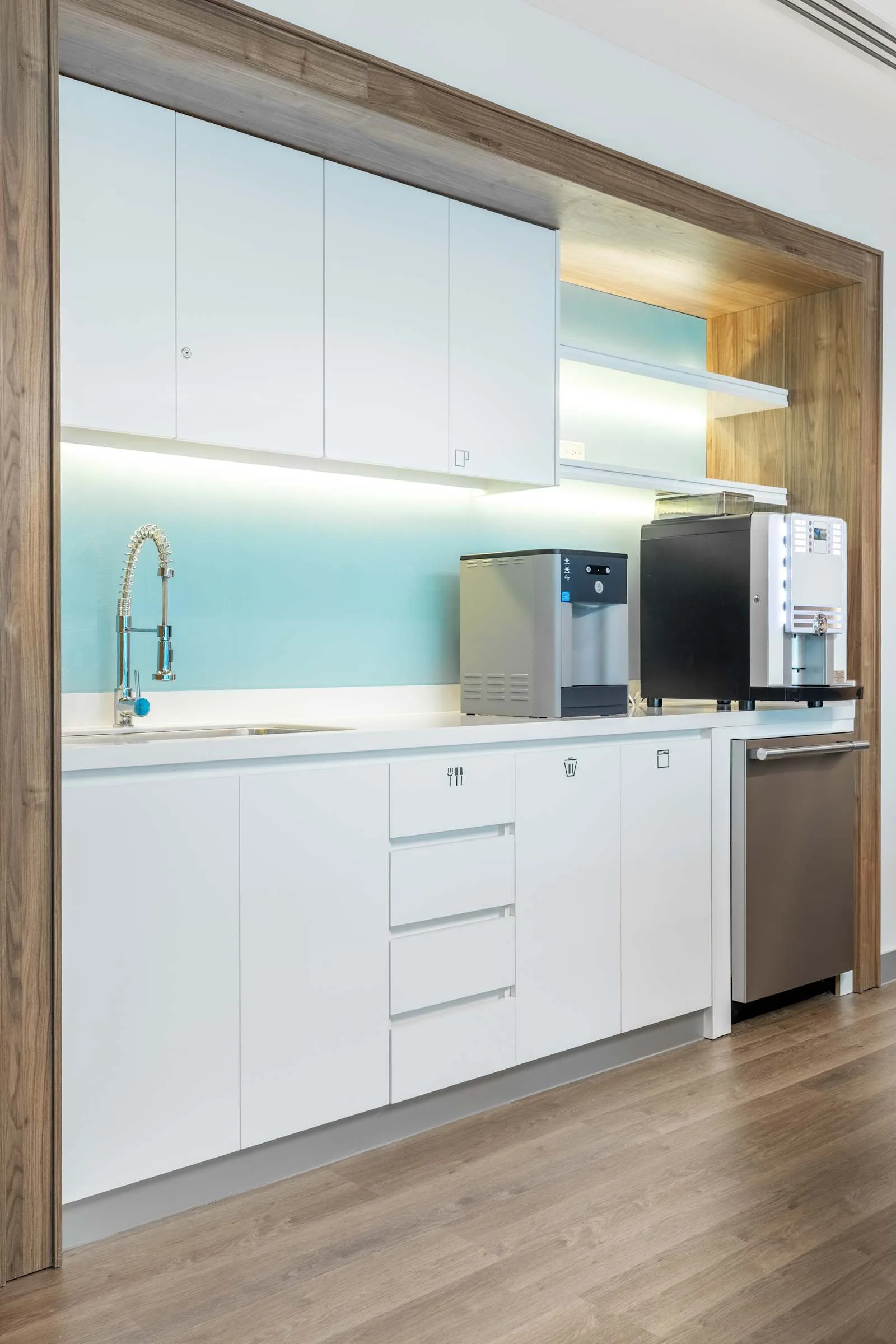 Regus PANAMA, Panama City, Banistmo Tower, Cocina, Panama City