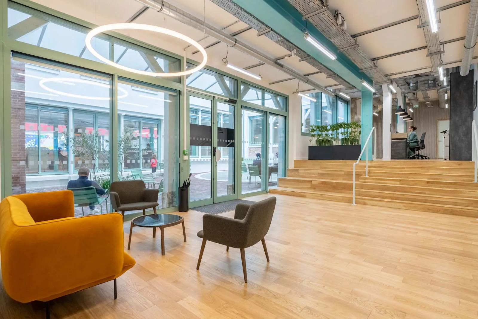 Regus Paris, 64 Avenue Parmentier, Reception, Paris 11e