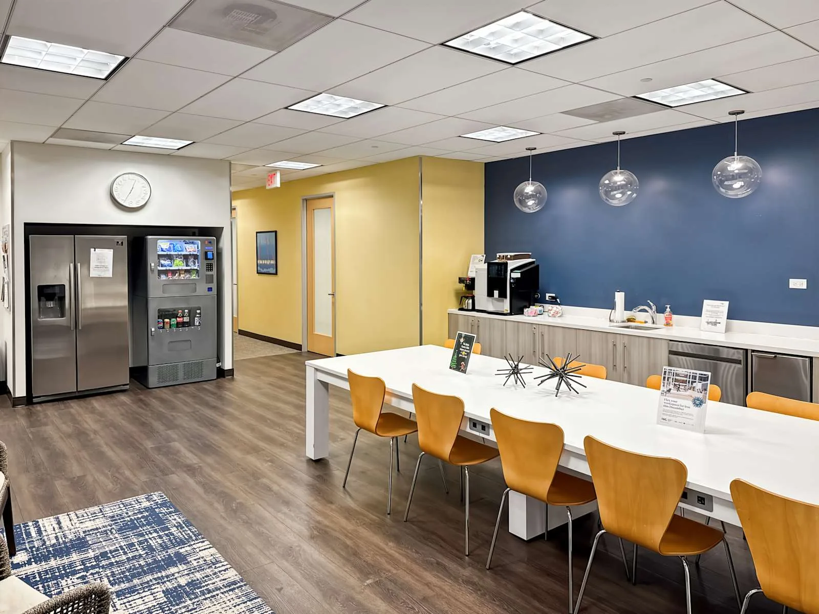 Regus IL, Park Ridge - Park Ridge Plaza, Cafeteria, Park Ridge, IL