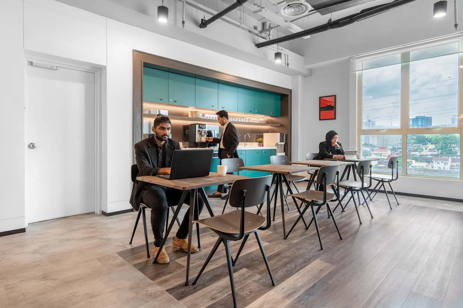Regus PETALING JAYA, Menara Axis, Cafeteria, Petaling Jaya