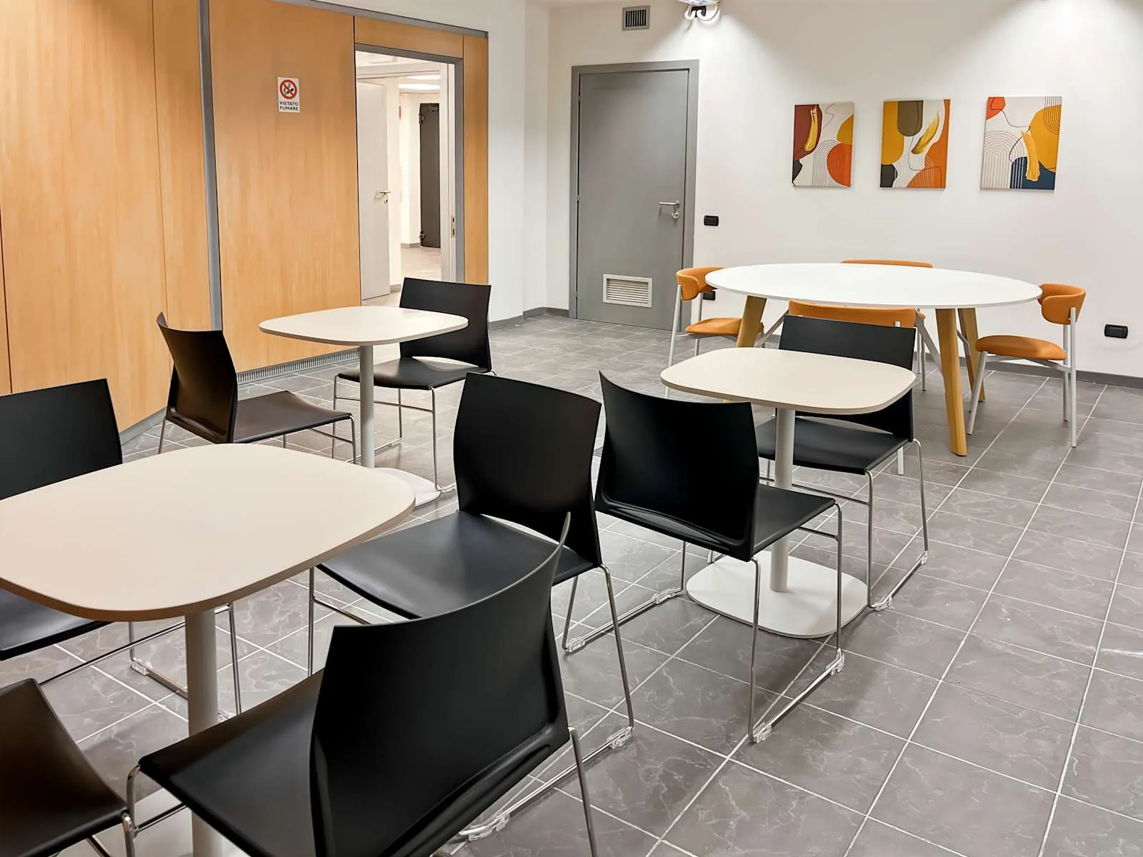 Regus Piacenza, Piazzale G. Marconi, Caffetteria, Piacenza