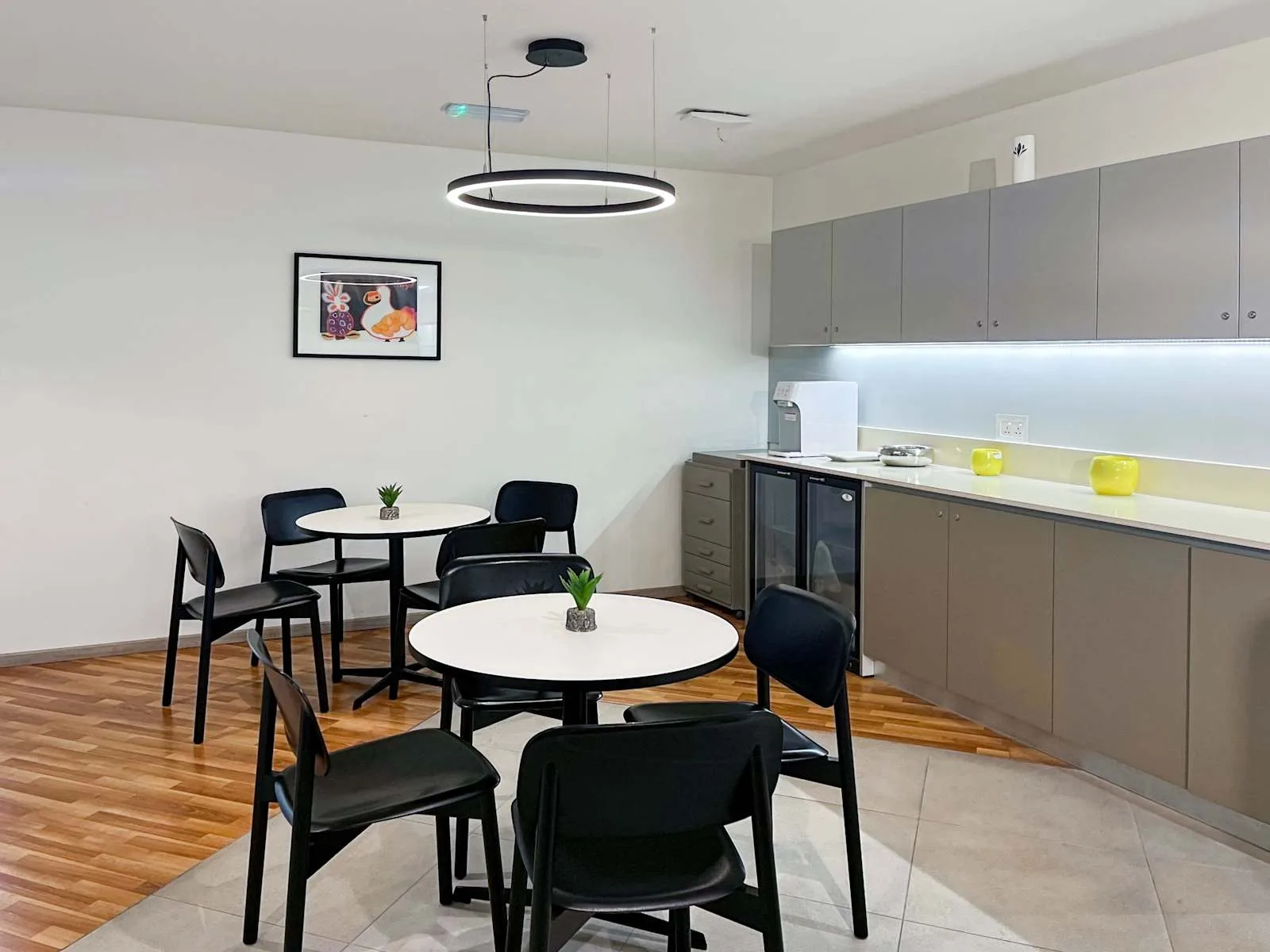 Regus Port Louis, Downtown - USD, Kitchen, Port Louis