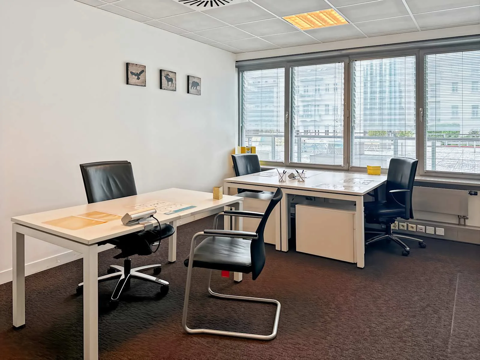 Regus Prague, Zlaty Andel, Private office, 3 desks, Prague