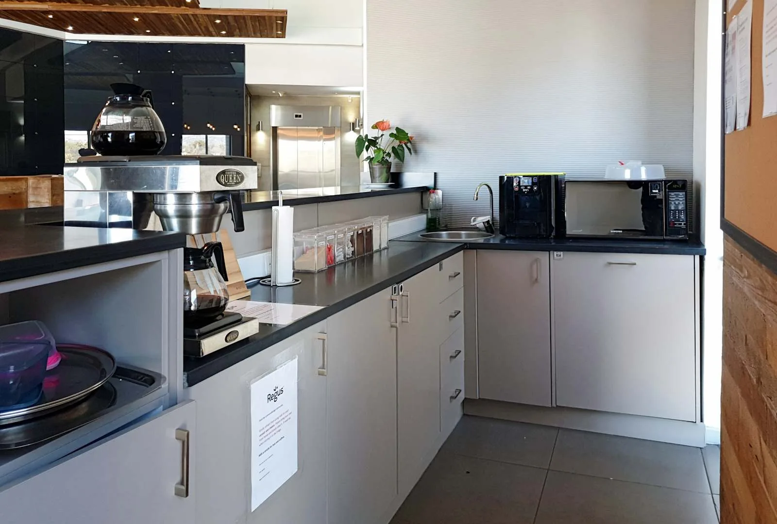 Regus Pretoria,  Lynnwood Bridge, Kitchen, Pretoria