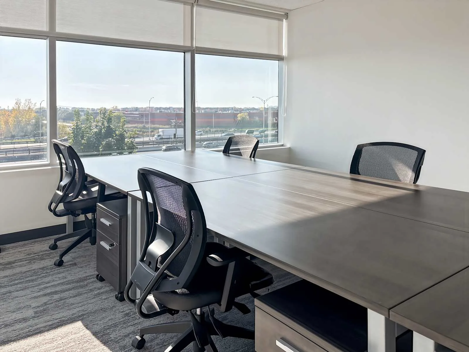 Regus QC, Brossard - 4605 Lapinière Boulevard, Private office, 4 desks, Brossard, QC
