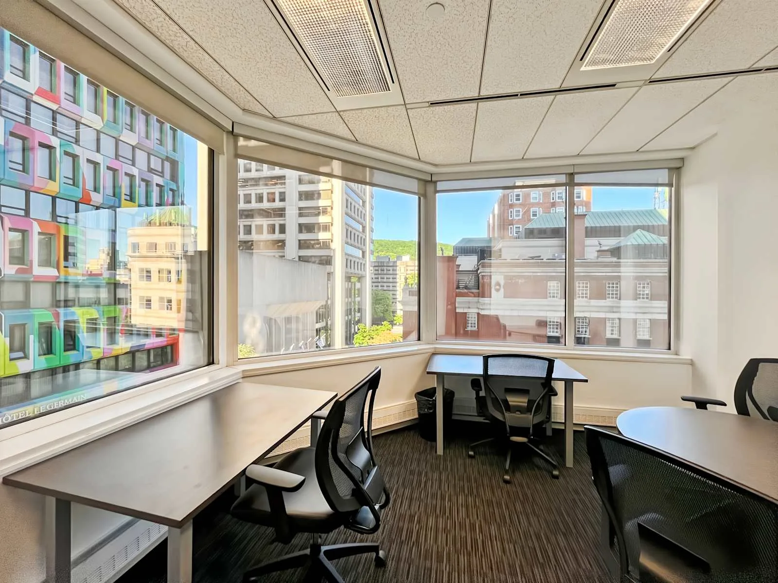 Regus QC, Montreal - McGill College, Private office, 4 desks, Montreal, QC