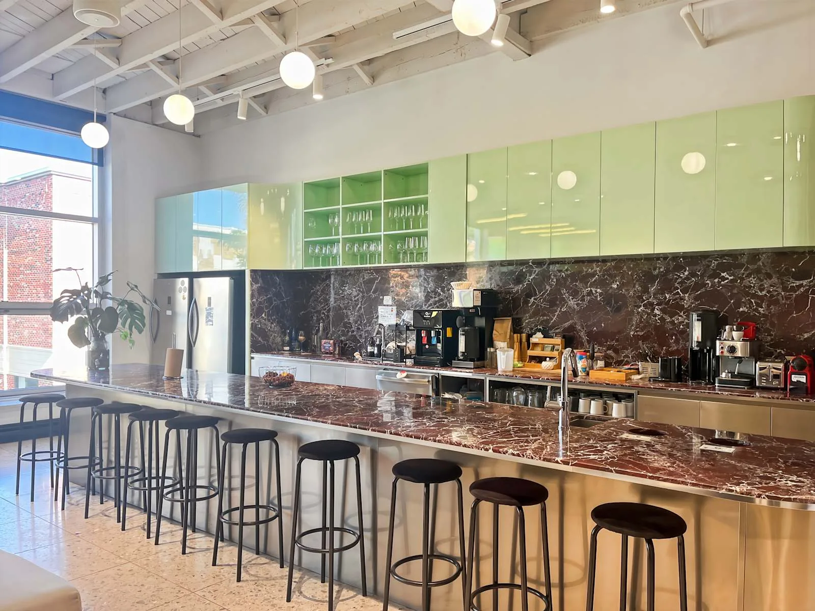 Regus QC, Verdun - Wellington, Kitchen, Verdun, QC