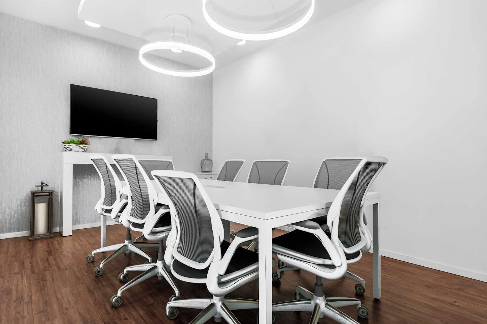 Regus RAMAT GAN, Atrium Tower, חדר ישיבות ל-8 אנשים, רמת גן